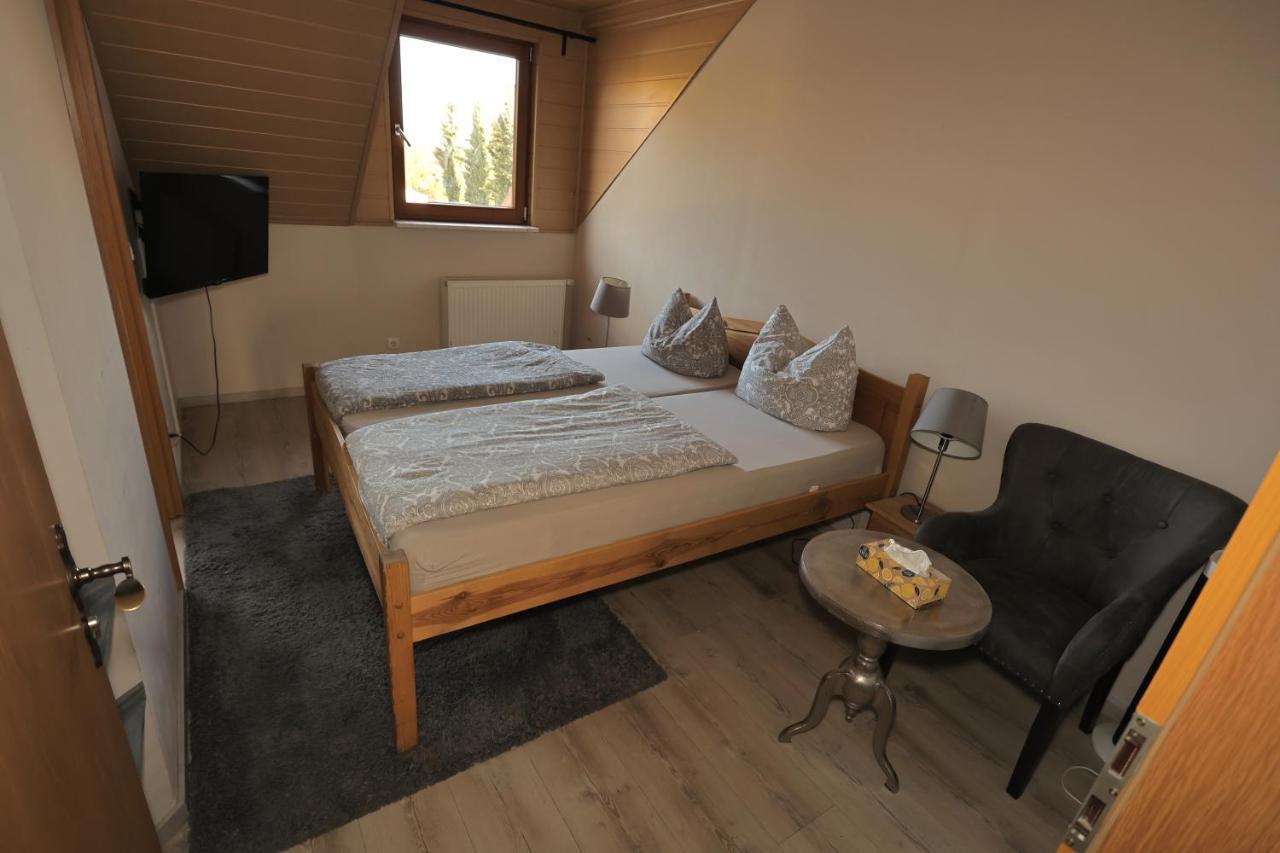 Pension Zum Paradies Harthausen  Kültér fotó